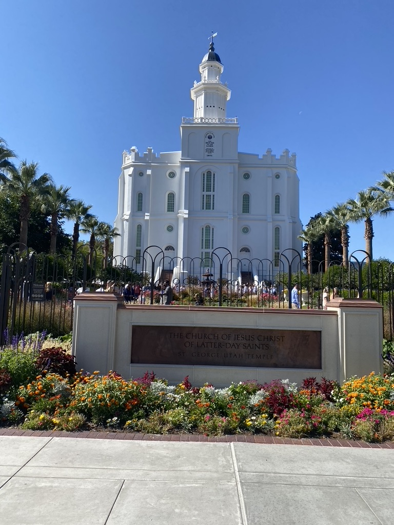 St George Temple 2023 Traveling With Justin   718AA90C F56E 4112 AC18 5544D33C2342 1 105 C 